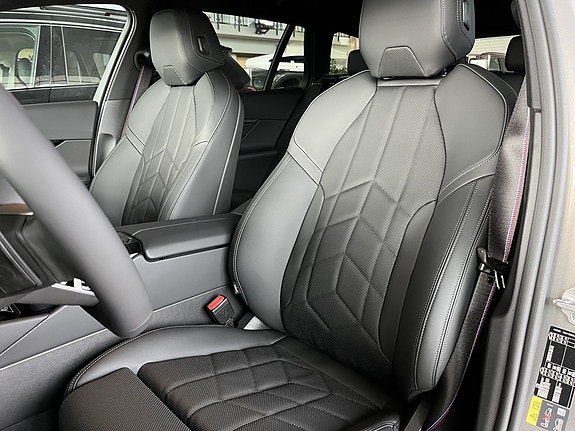 BMW 530e 7 of 16