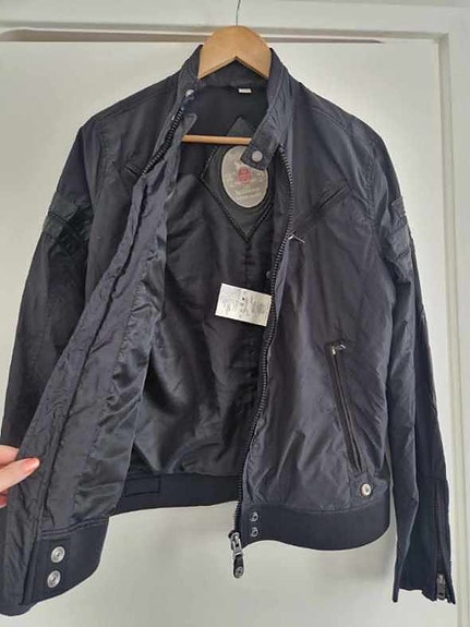 Product image 1 of 6