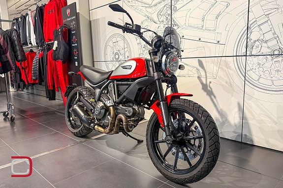 Ducati Scrambler 800 *Fullservad* 2 of 5