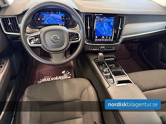 Volvo V90 8 of 11