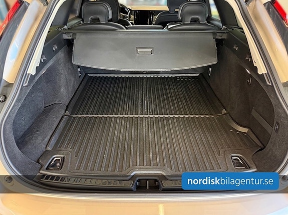 Volvo V90 4 of 11