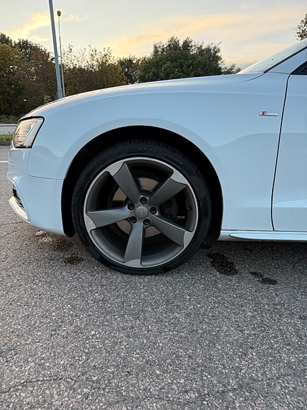 Audi A5 6 of 15