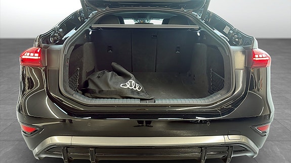 Audi A6 e-tron 12 of 14