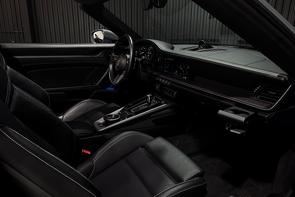 Porsche 911 Targa 4S 13 of 27