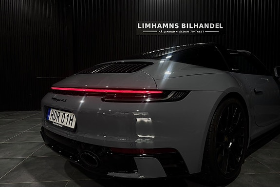 Porsche 911 Targa 4S 9 of 27
