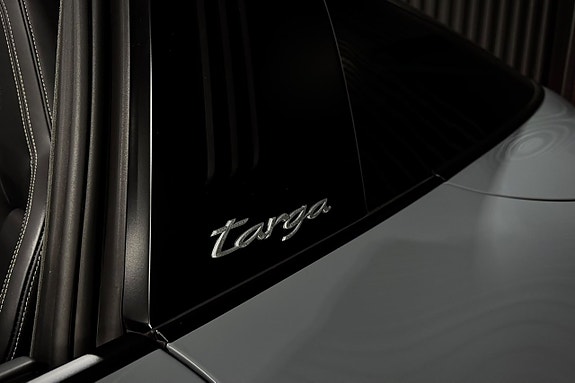 Porsche 911 Targa 4S 22 of 27