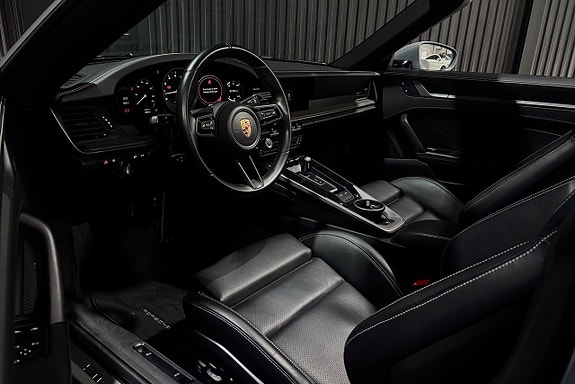 Porsche 911 Targa 4S 14 of 27