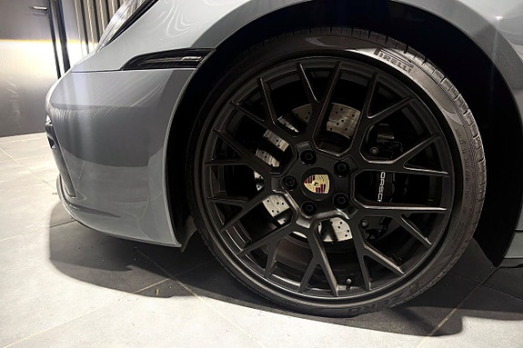 Porsche 911 Targa 4S 10 of 27