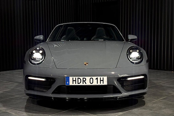 Porsche 911 Targa 4S 3 of 27