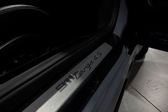 Porsche 911 Targa 4S 23 of 27