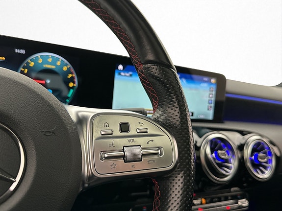 Mercedes-Benz A250 e 19 of 30