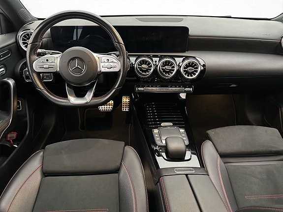 Mercedes-Benz A250 e 15 of 30