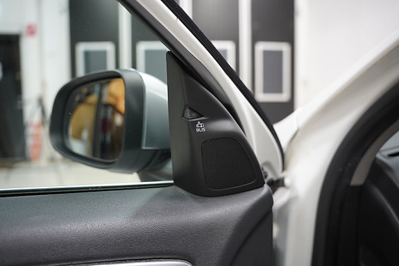 Volvo S60 9 of 22
