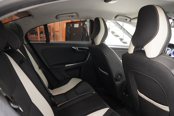 Volvo S60 21 of 22
