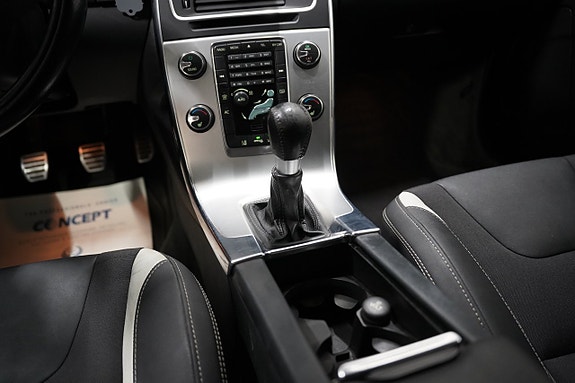 Volvo S60 15 of 22