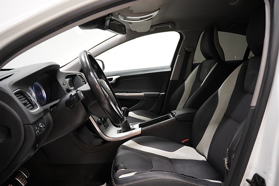 Volvo S60 8 of 22