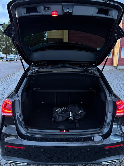 Mercedes-Benz A 250 e 10 of 13