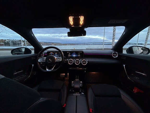 Mercedes-Benz A 250 e 2 of 13