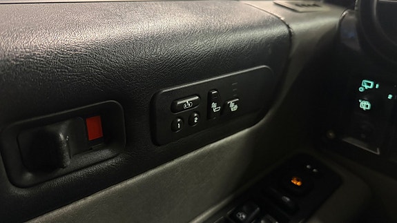 Hummer H2 21 of 25