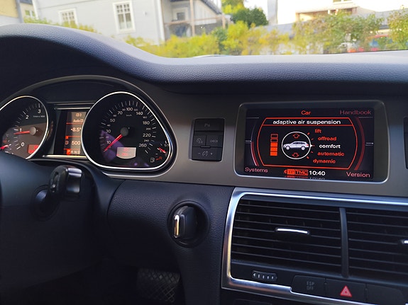 Audi Q7 3 of 7