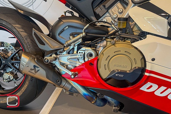 Ducati Panigale V4 Speciale 186/1500 *Akrapovic helsystem+ mer!* 2 of 8
