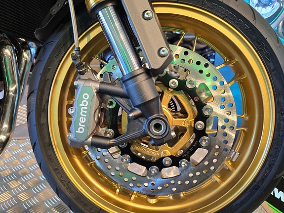 Kawasaki Z900RS SE 9 of 16