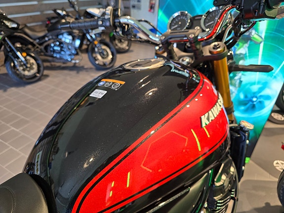Kawasaki Z900RS SE 3 of 16