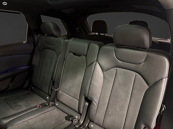 Audi SQ7 10 of 20