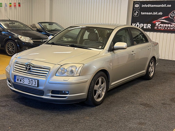 Toyota Avensis 2 of 16