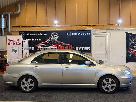 Toyota Avensis 5 of 16