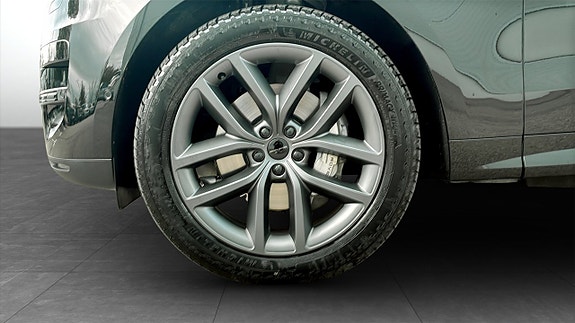 Land Rover Range Rover Sport 9 of 9