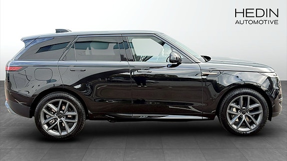 Land Rover Range Rover Sport 6 of 9