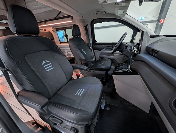 Ford Nugget Active / 170hk / 5-sitsplatser / Automat / Pop-up / 4 sängplatser / Nya modellen 18 of 30