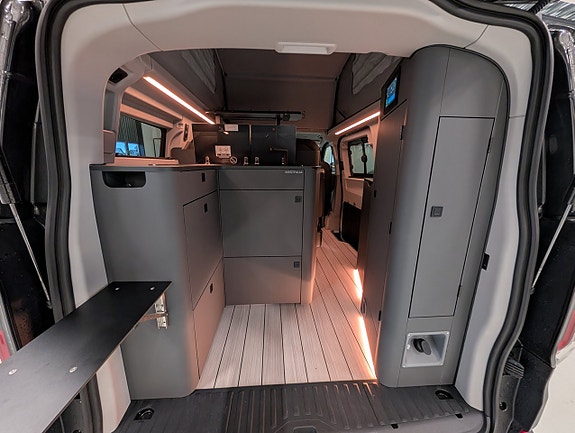 Ford Nugget Active / 170hk / 5-sitsplatser / Automat / Pop-up / 4 sängplatser / Nya modellen 22 of 30