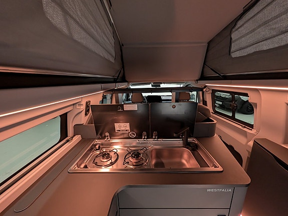 Ford Nugget Active / 170hk / 5-sitsplatser / Automat / Pop-up / 4 sängplatser / Nya modellen 20 of 30
