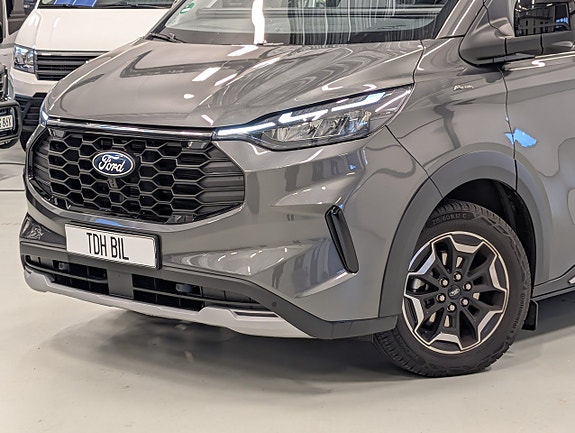 Ford Nugget Active / 170hk / 5-sitsplatser / Automat / Pop-up / 4 sängplatser / Nya modellen 2 of 30