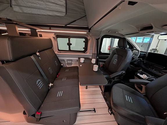 Ford Nugget Active / 170hk / 5-sitsplatser / Automat / Pop-up / 4 sängplatser / Nya modellen 16 of 30