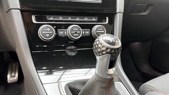 Volkswagen Golf I 16 of 22