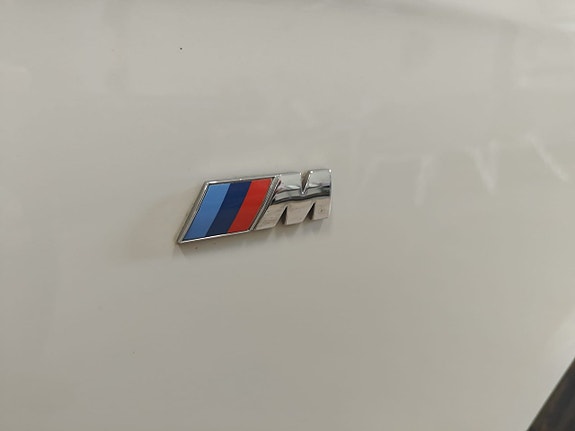 BMW 320d 14 of 22
