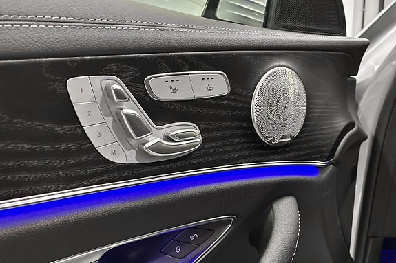 Mercedes-Benz E 220 d 16 of 25