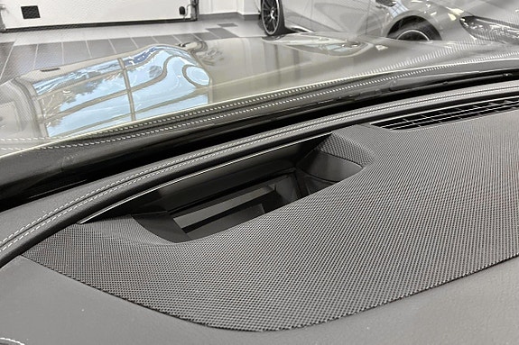 Mercedes-Benz E 220 d 21 of 25