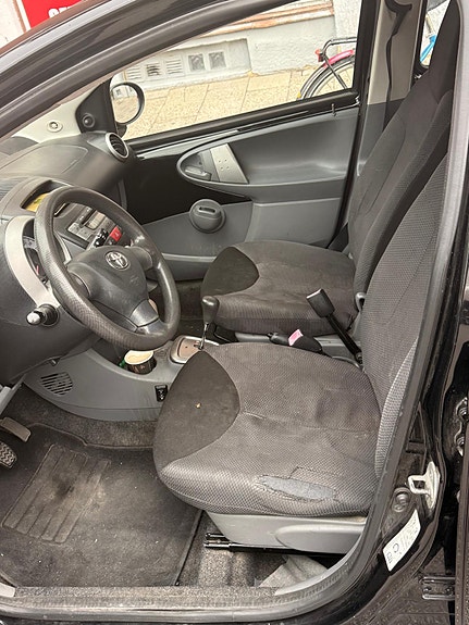 Toyota Aygo 9 of 9