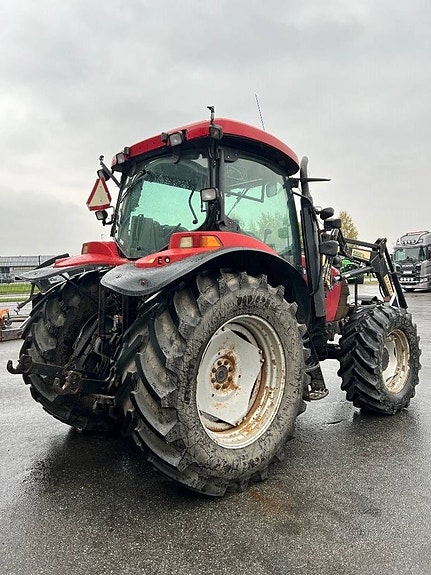 Case IH MXU 135 6 of 24