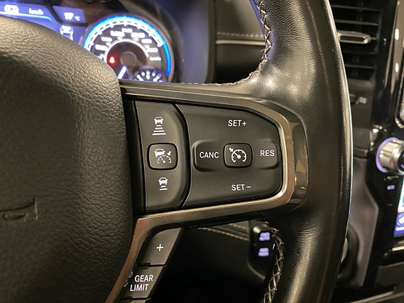 Dodge RAM 1500 18 of 22