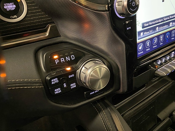 Dodge RAM 1500 14 of 22