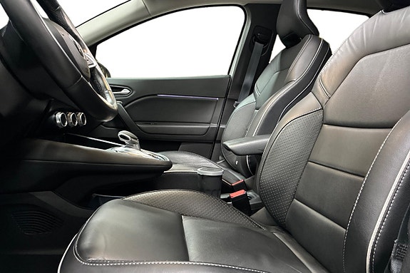 Renault Captur 13 of 30