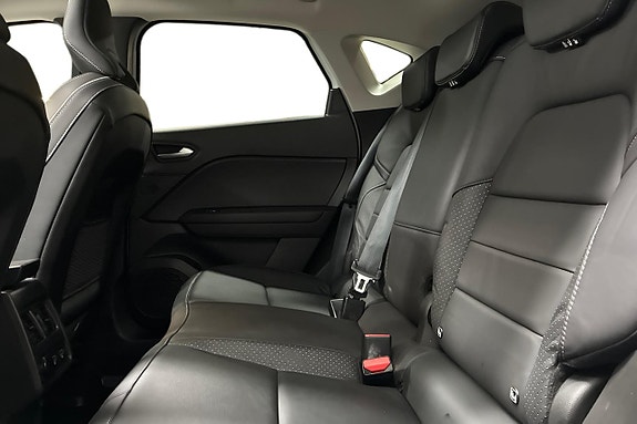 Renault Captur 14 of 30