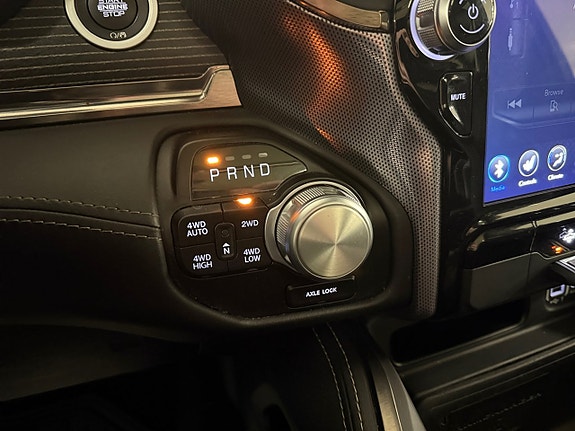 Dodge RAM 1500 15 of 25