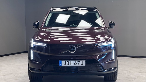 Volvo EX90 27 of 27