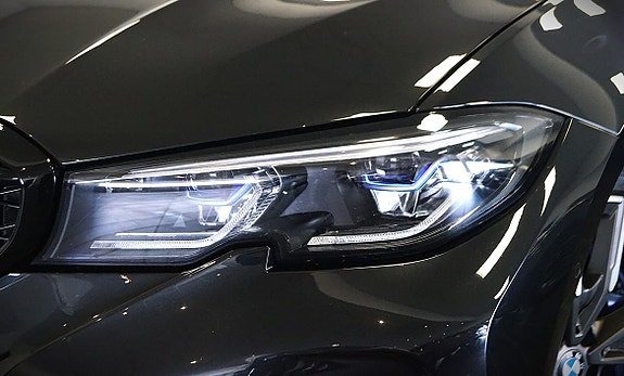 BMW M340i 10 of 30